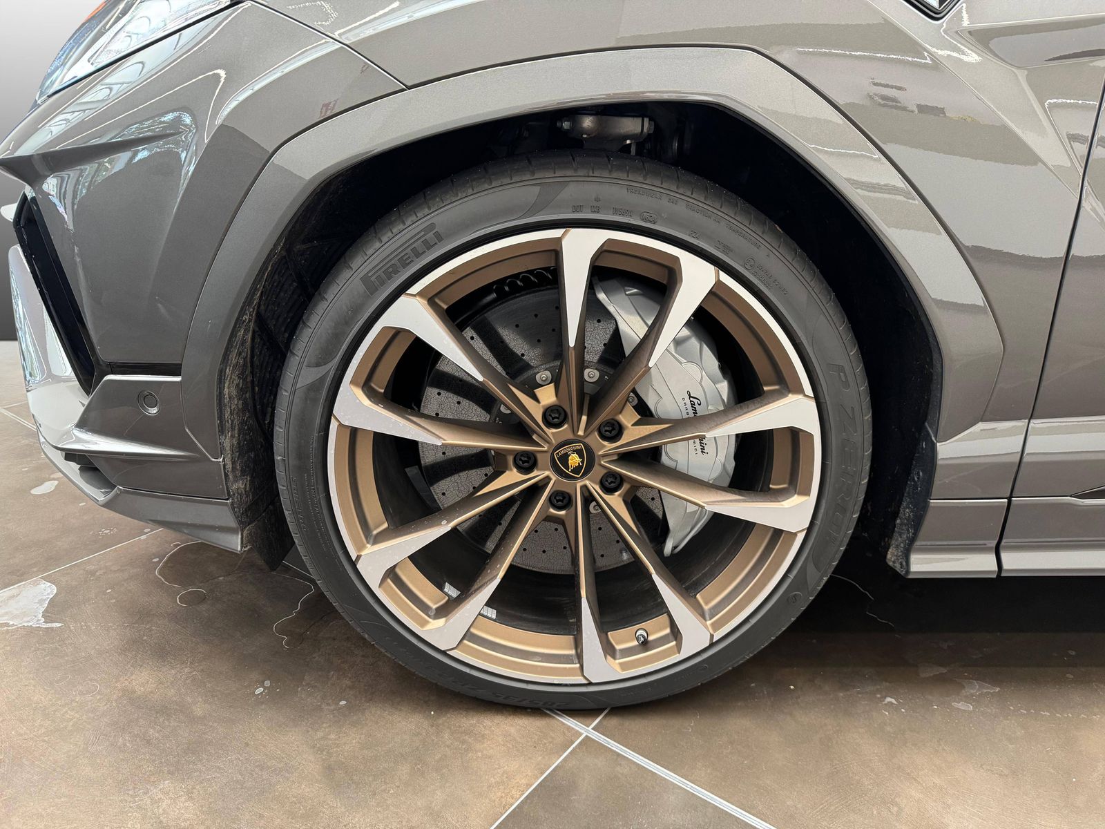 Lamborghini Urus S | Grigio Keres | Lamborghini Nürnberg foto 9