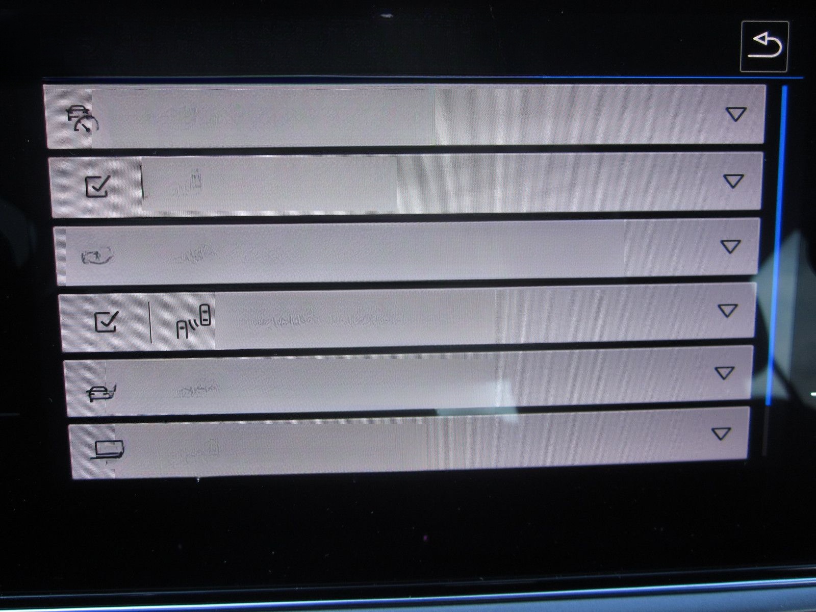 Volkswagen T-Roc Style+AHK+STH+KAMERA+NAVI+SHZ+LED foto 17