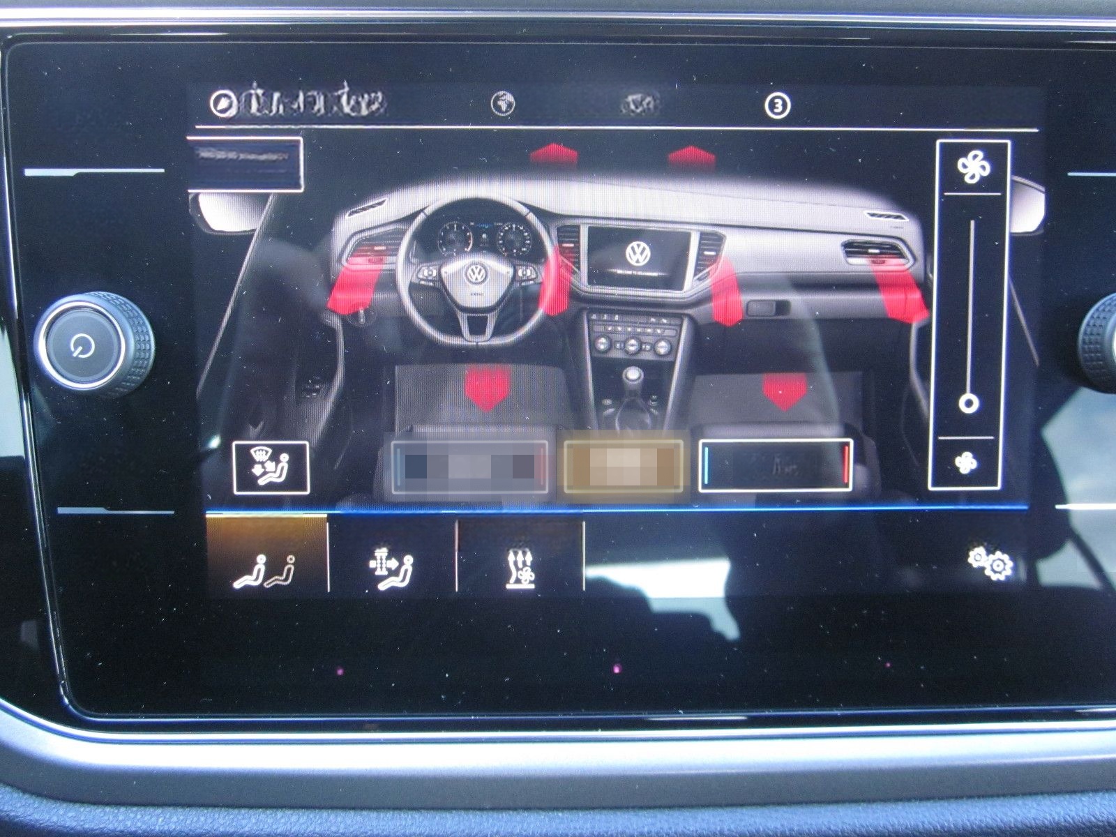 Volkswagen T-Roc Style+AHK+STH+KAMERA+NAVI+SHZ+LED foto 22