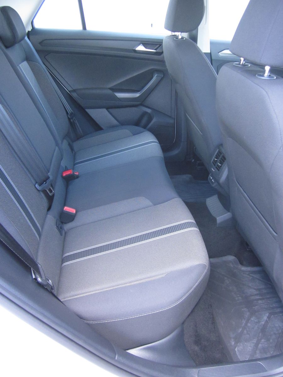 Volkswagen T-Roc Style+AHK+STH+KAMERA+NAVI+SHZ+LED foto 10