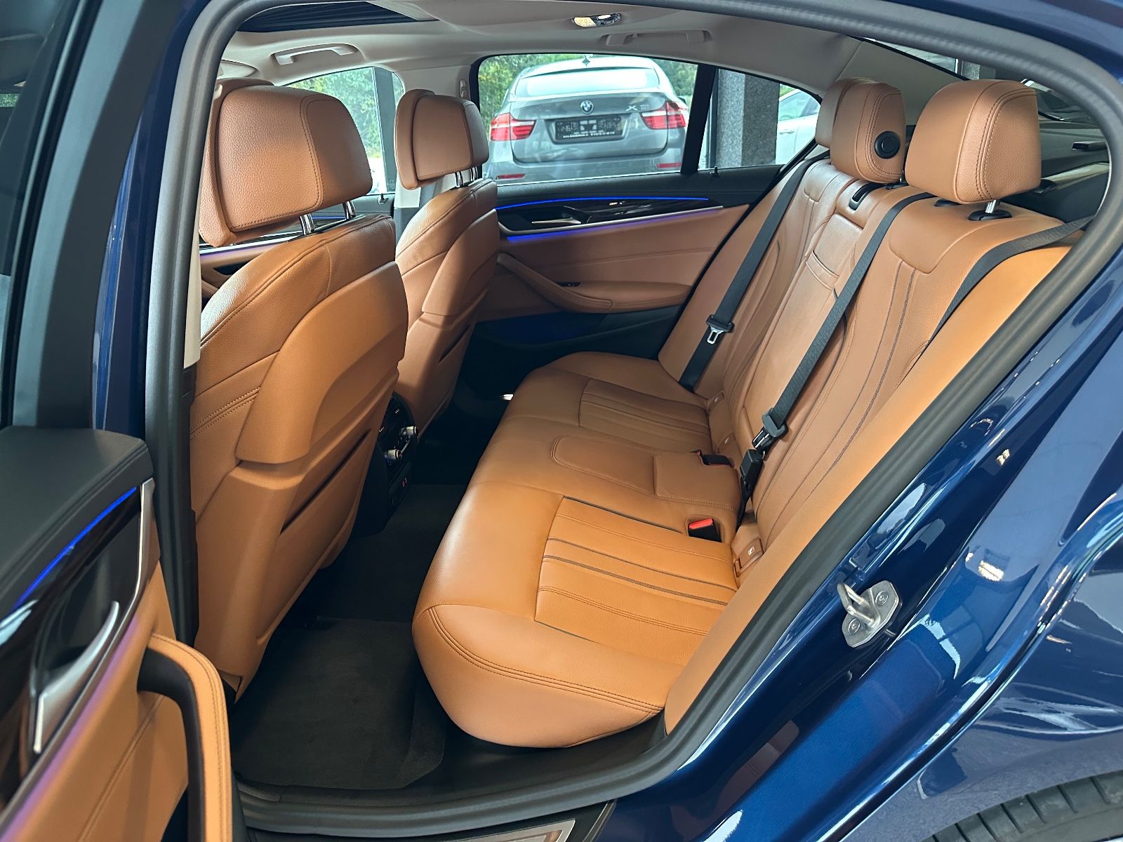 BMW 530 d Luxury Line HUD Laser Kamera ACC M Fahrwer foto 17