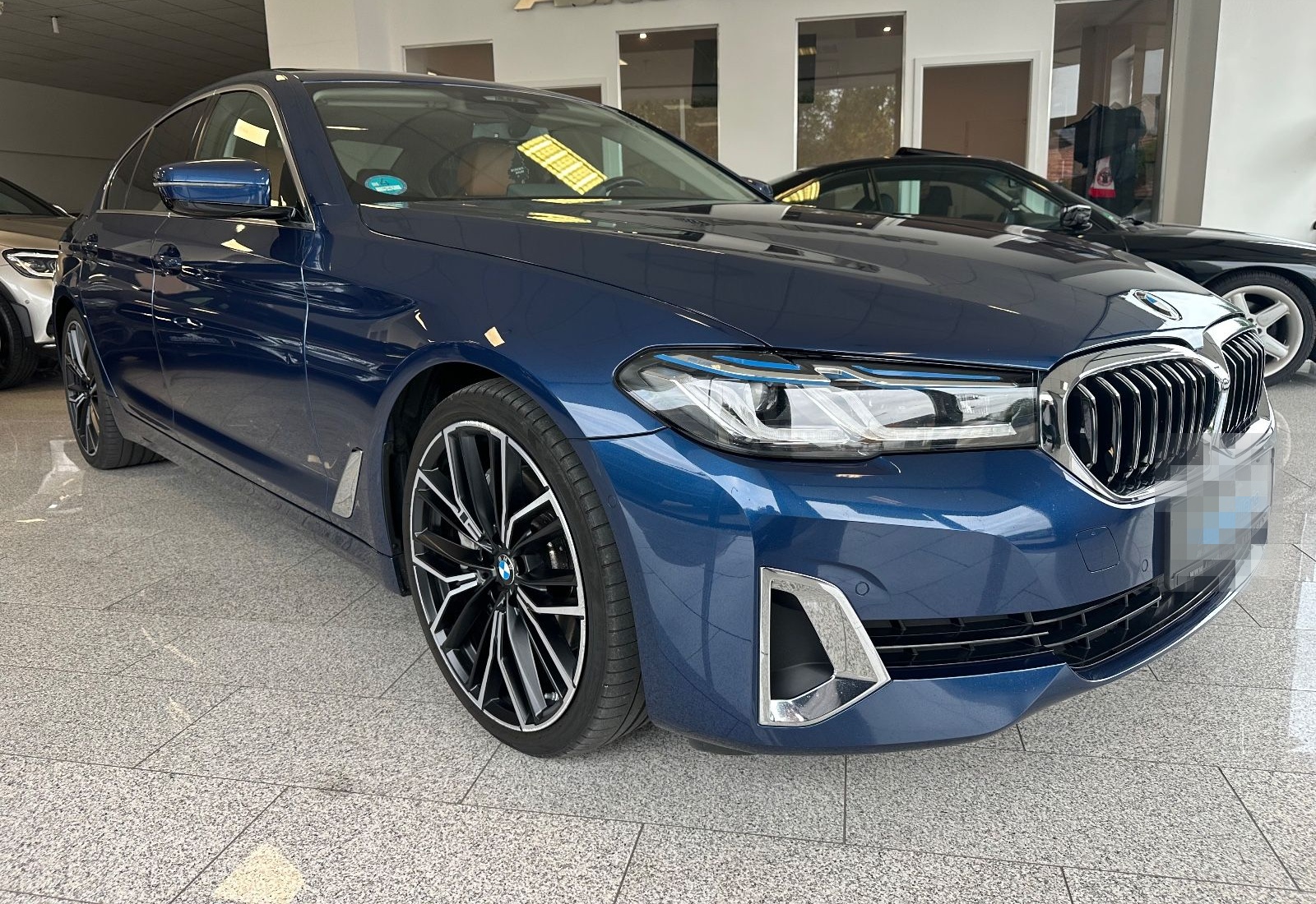 BMW 530 d Luxury Line HUD Laser Kamera ACC M Fahrwer foto 7