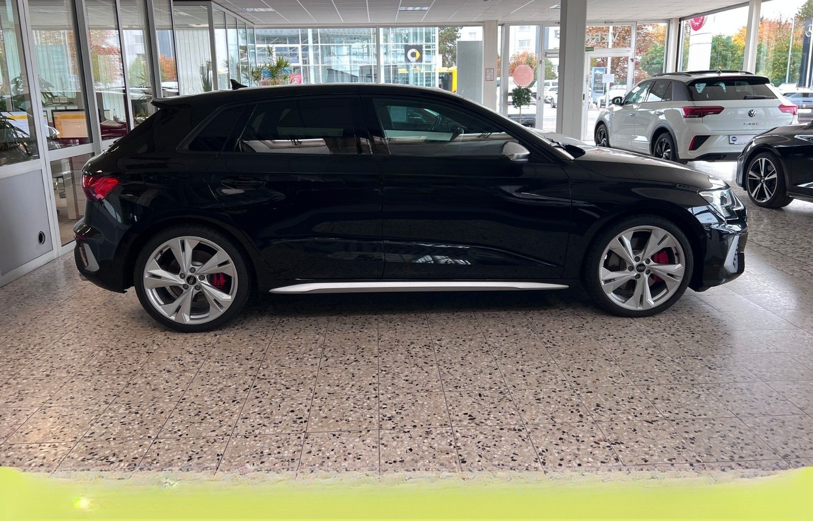 Audi S3 Sportback ACC*LEDER*SHZ*19"*Matrix*MMI*CarPl foto 5