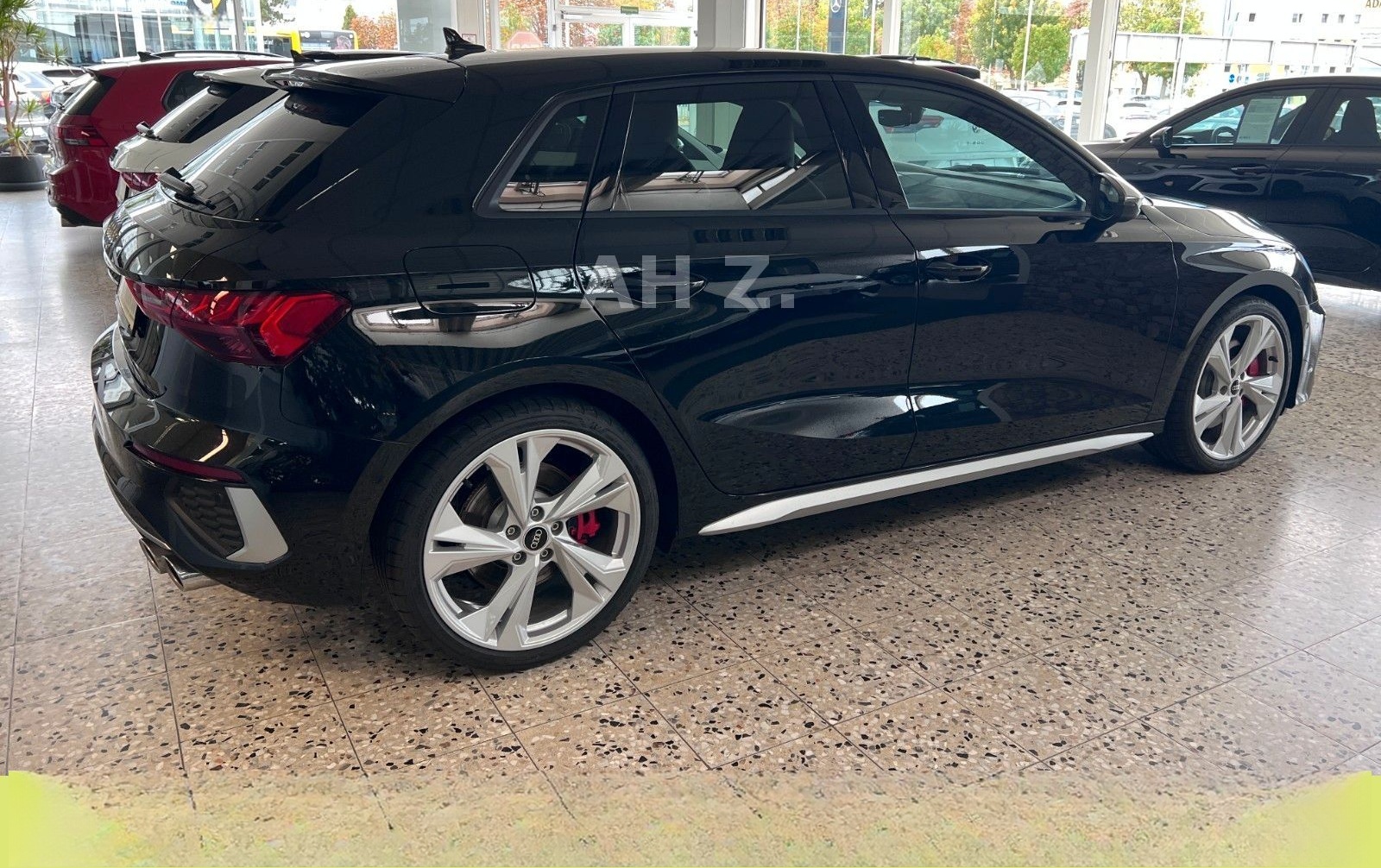 Audi S3 Sportback ACC*LEDER*SHZ*19"*Matrix*MMI*CarPl foto 6