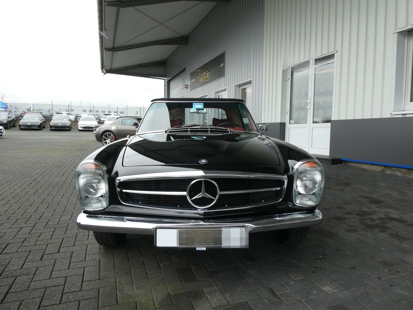 Mercedes-Benz 230 SL Pagode original in schwarz 040 foto 2