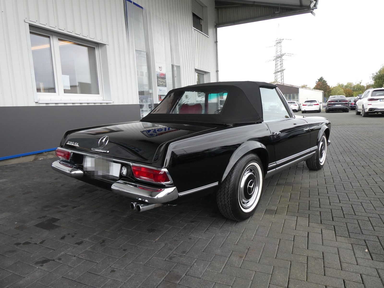 Mercedes-Benz 230 SL Pagode original in schwarz 040 foto 4