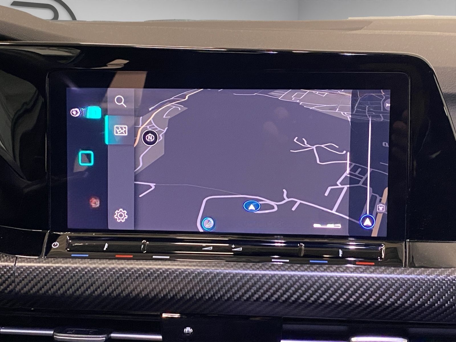 Volkswagen Golf VIII R Performance 2.0 TSI 4Motion DSG 20 Y foto 7