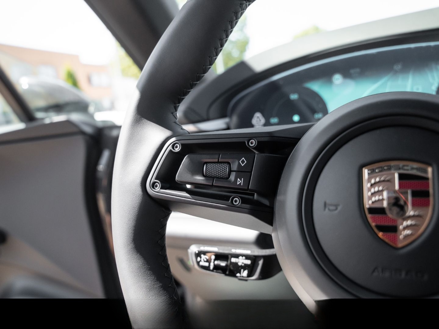 Porsche Macan 4 BOSE Panorama Surround-View InnoDrive foto 24