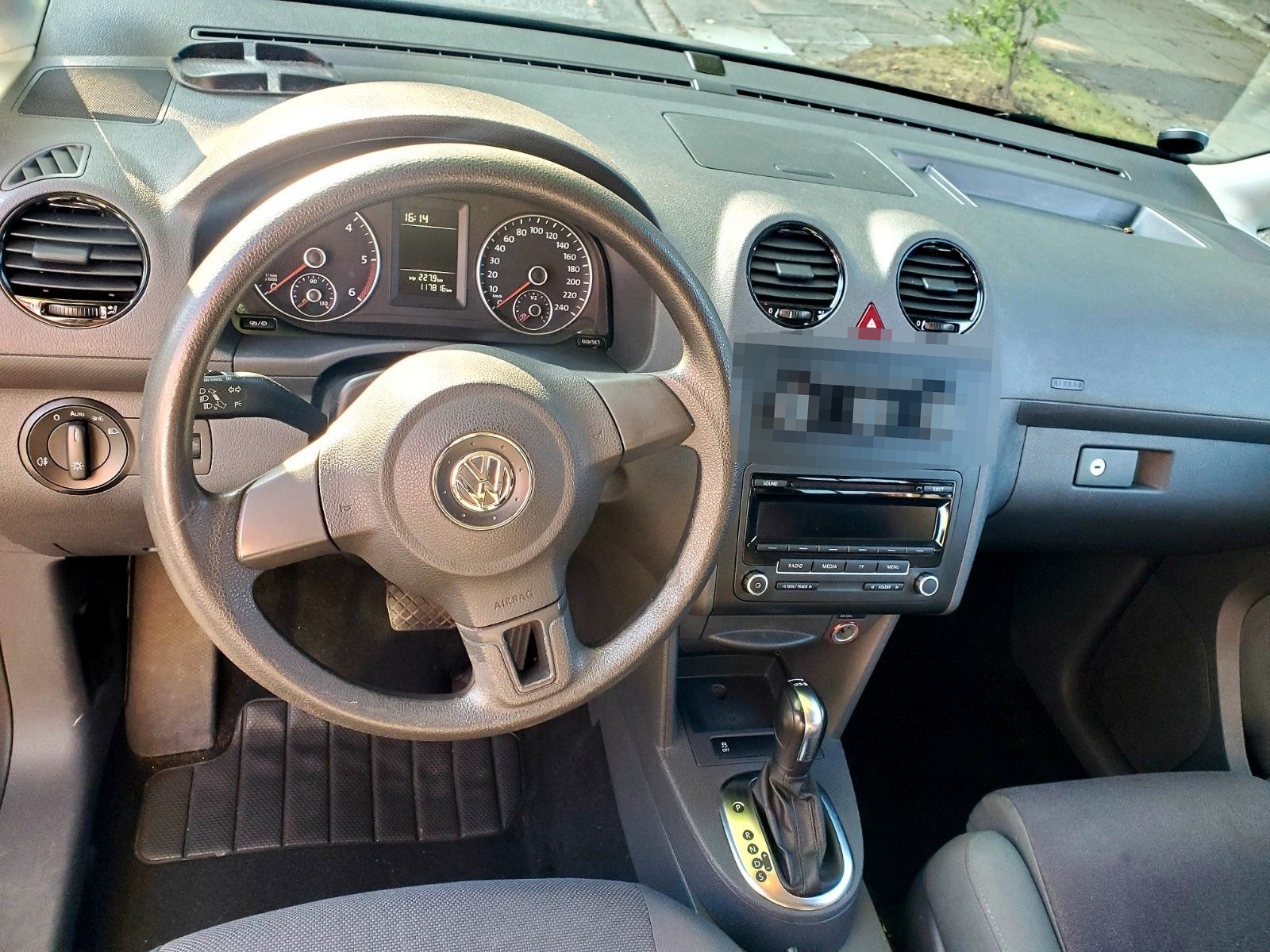 Volkswagen Caddy TDI 75kW DSG 5-Sitzer ... foto 9