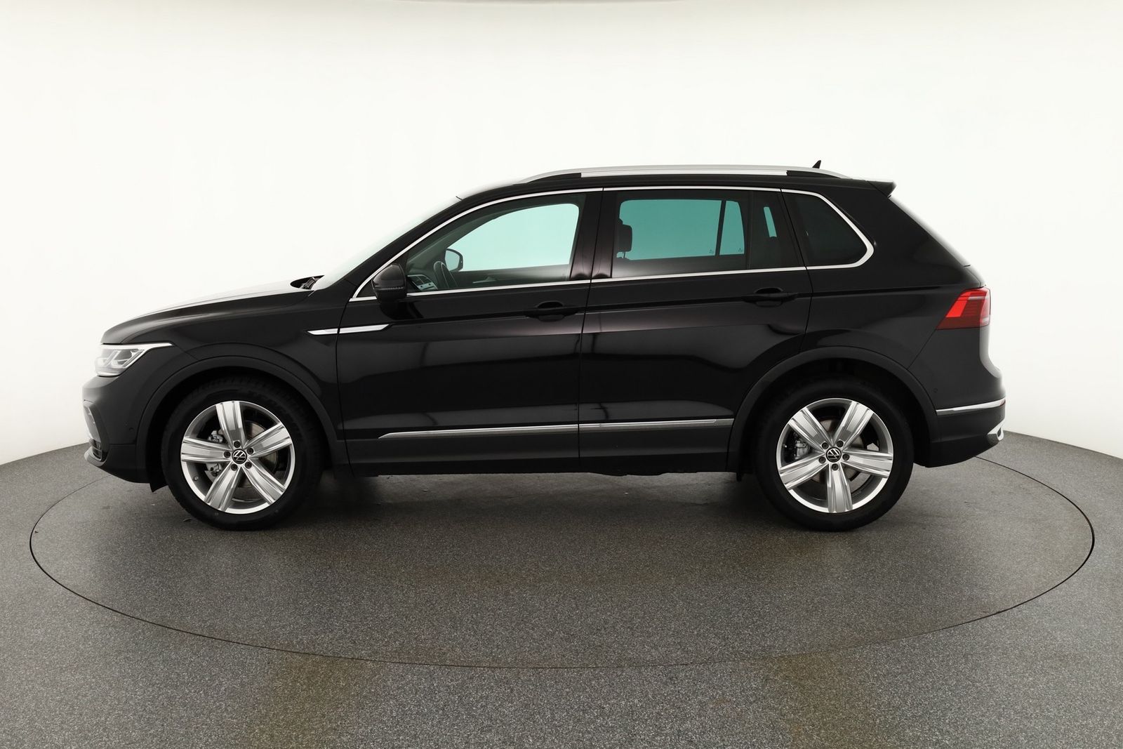 Volkswagen Tiguan 2.0 TDI 4M Elegance Standheizung AHK Navi foto 2