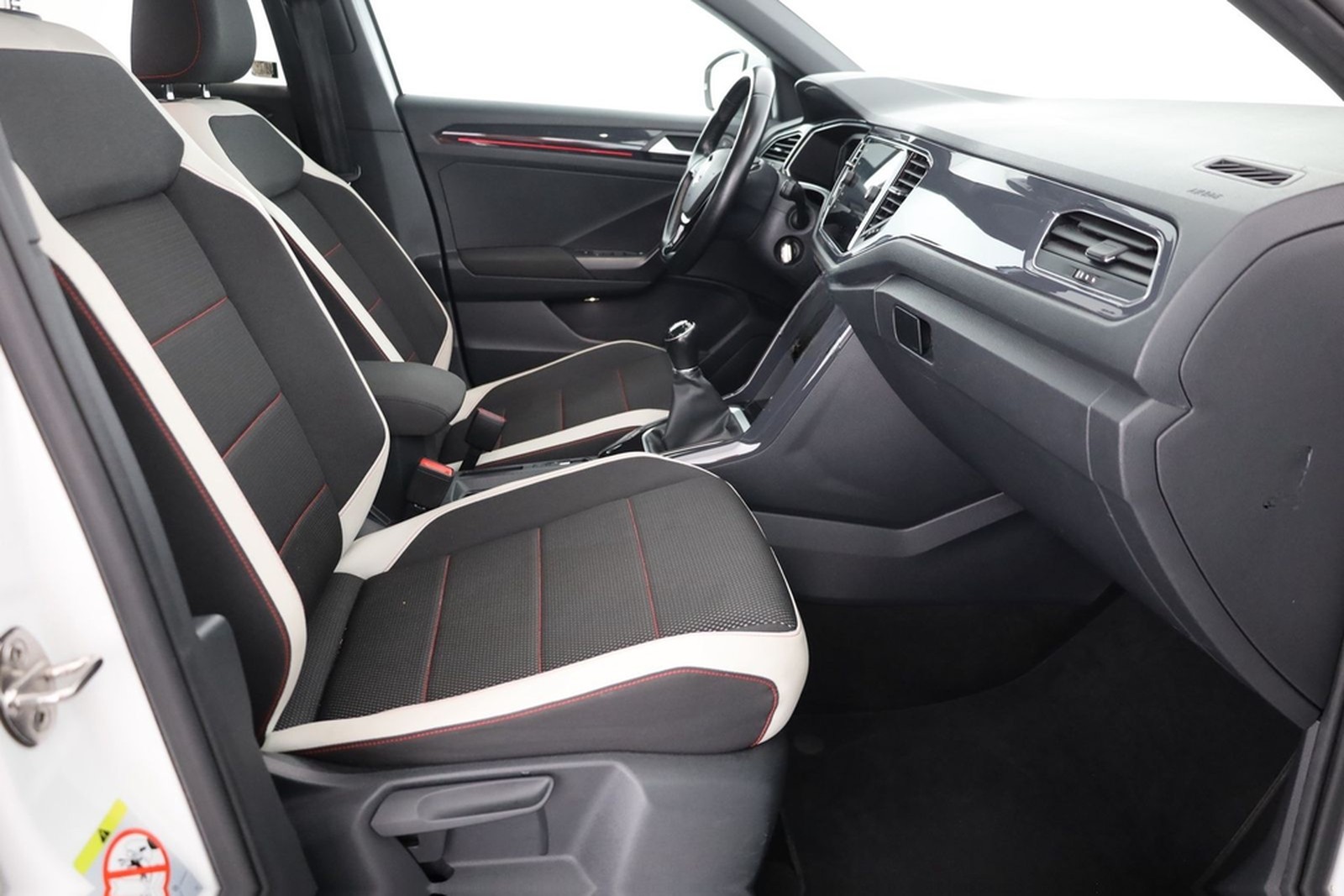 Volkswagen T-Roc 1.5 TSI Sport LED Navi ACC AHK Spurhalte foto 24