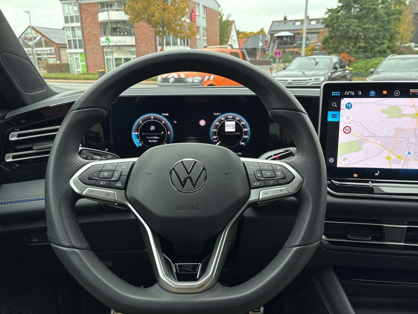 Volkswagen Tiguan R-Line 2.0 TDI DSG LED+ Navi AHK Pano ACC foto 12