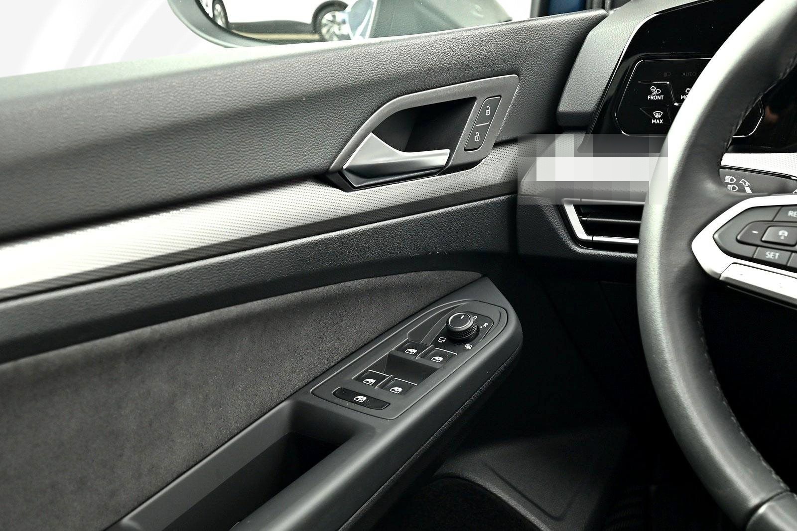 Volkswagen Golf VIII 1.5 TSI Style foto 16