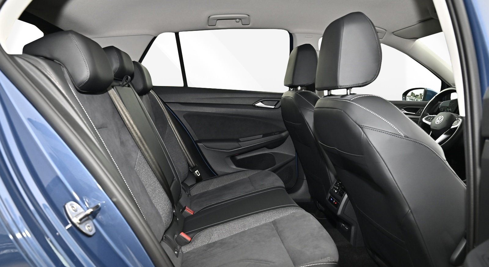 Volkswagen Golf VIII 1.5 TSI Style foto 7