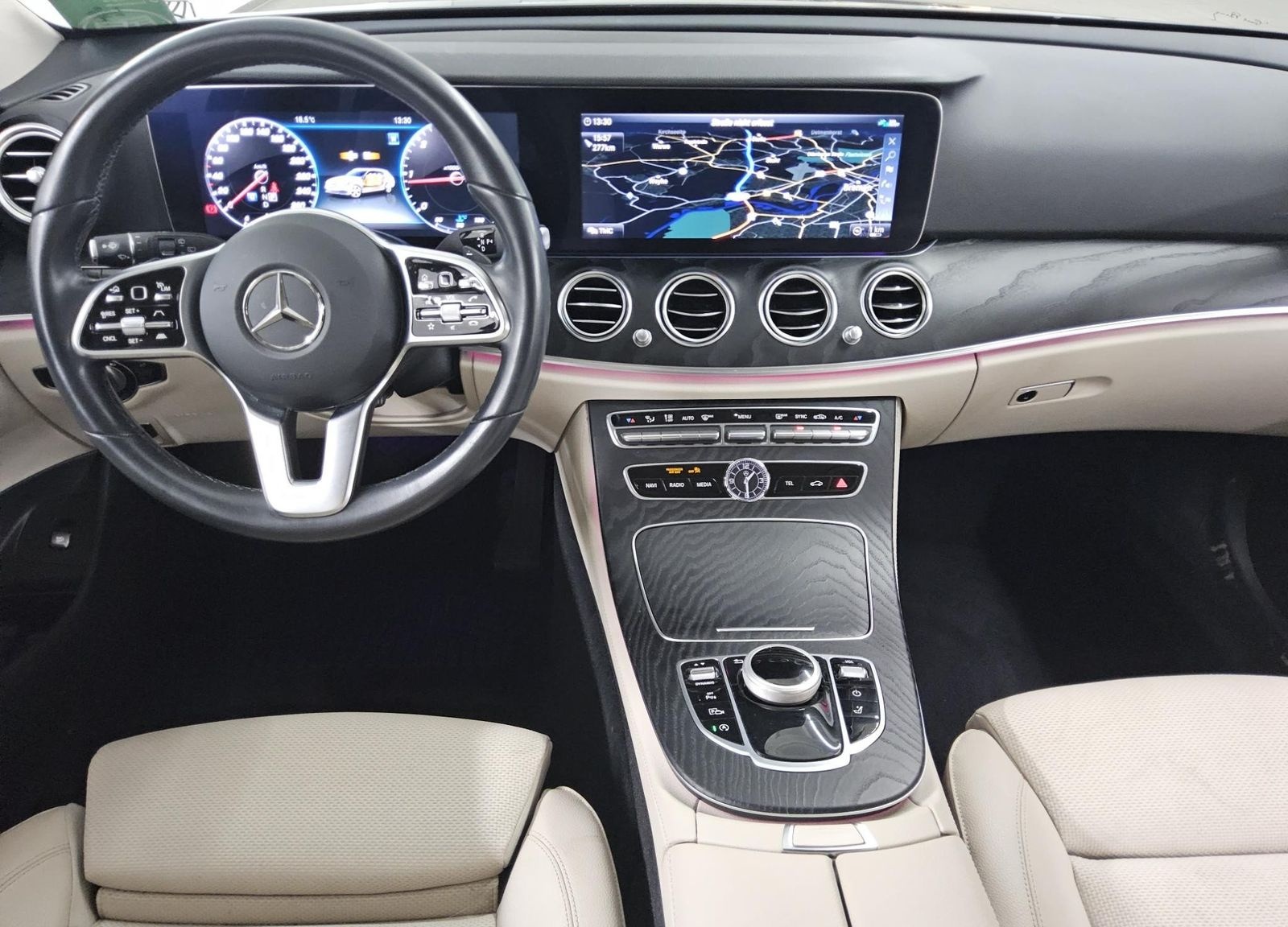 Mercedes-Benz E 200 T d Avantgarde Navi LED Widescreen Distr.+ foto 5