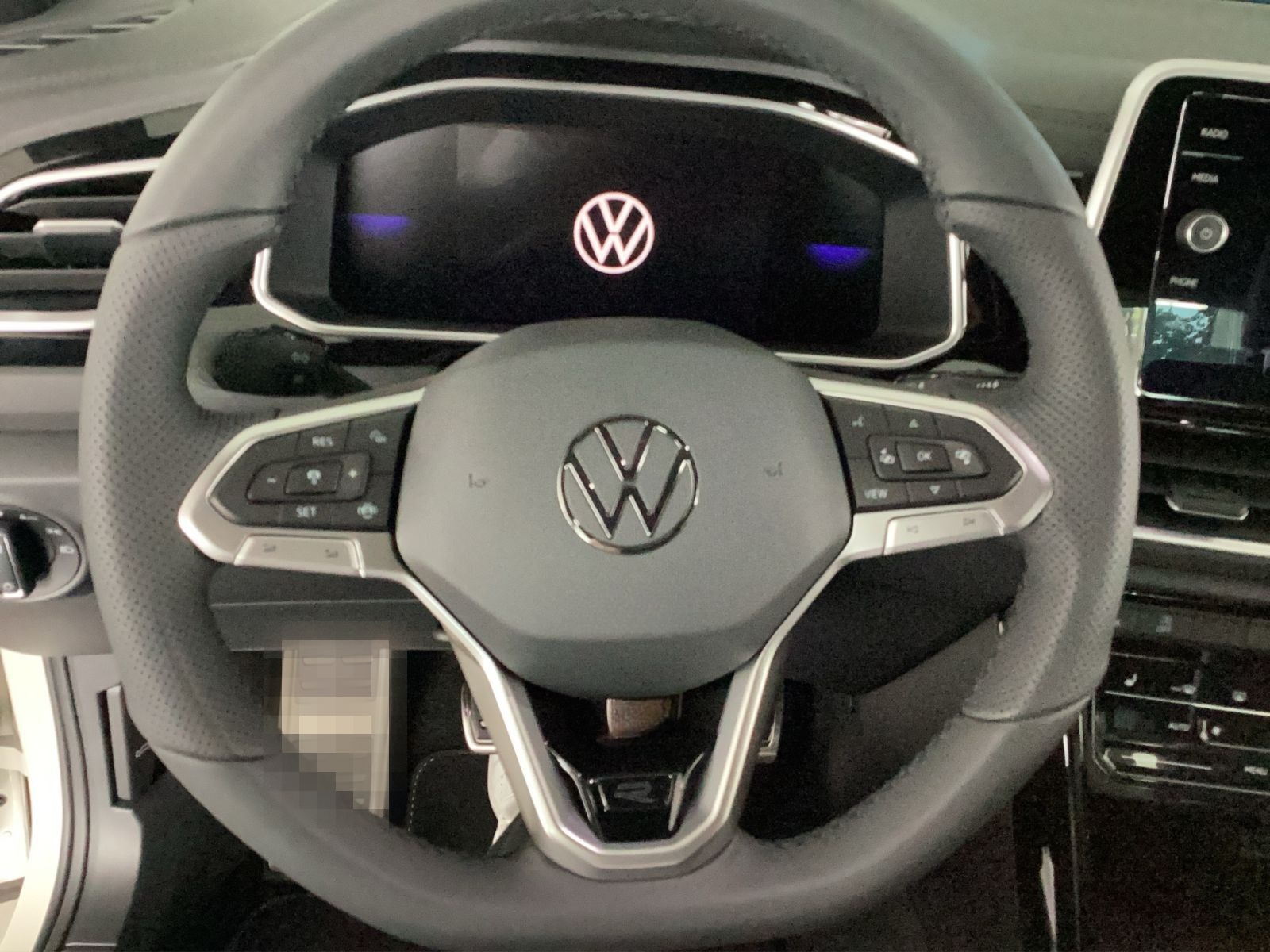 Volkswagen T-Roc R-Line 1.0 l TSI SHZ App Connect GJR foto 13
