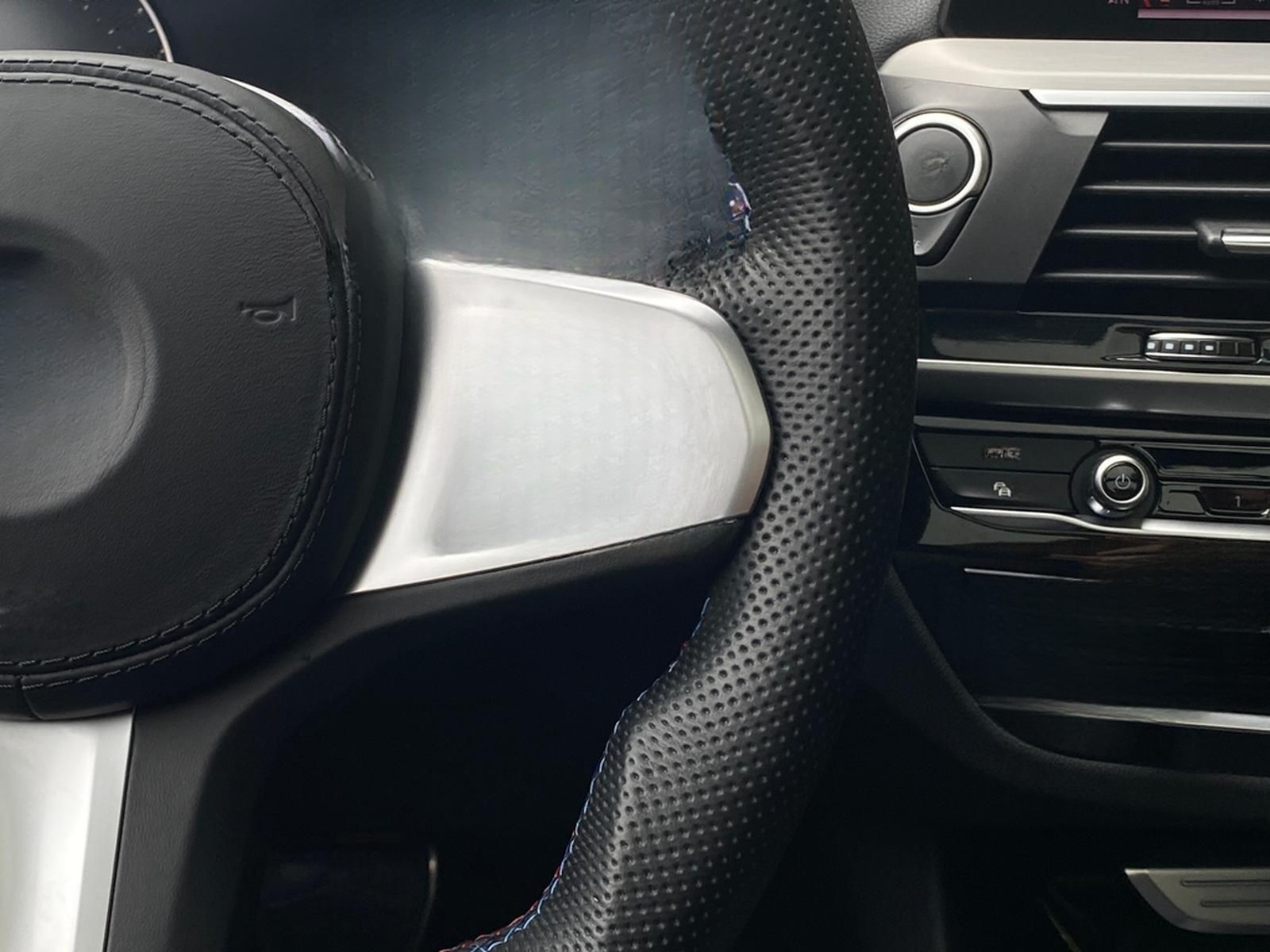 BMW X3 M40 i LED Pano Leder Kamera Navi DAB HiFi foto 14