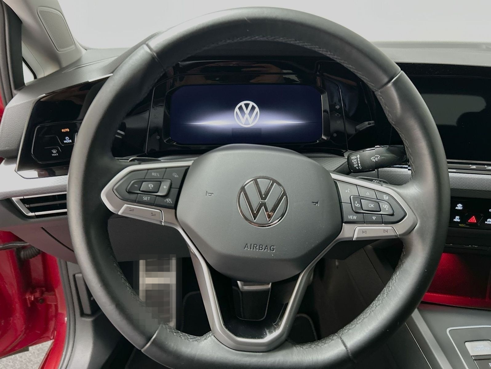 Volkswagen Golf VIII Lim. 1.5 eTSI DSG Active LED RFK Sitzh foto 9