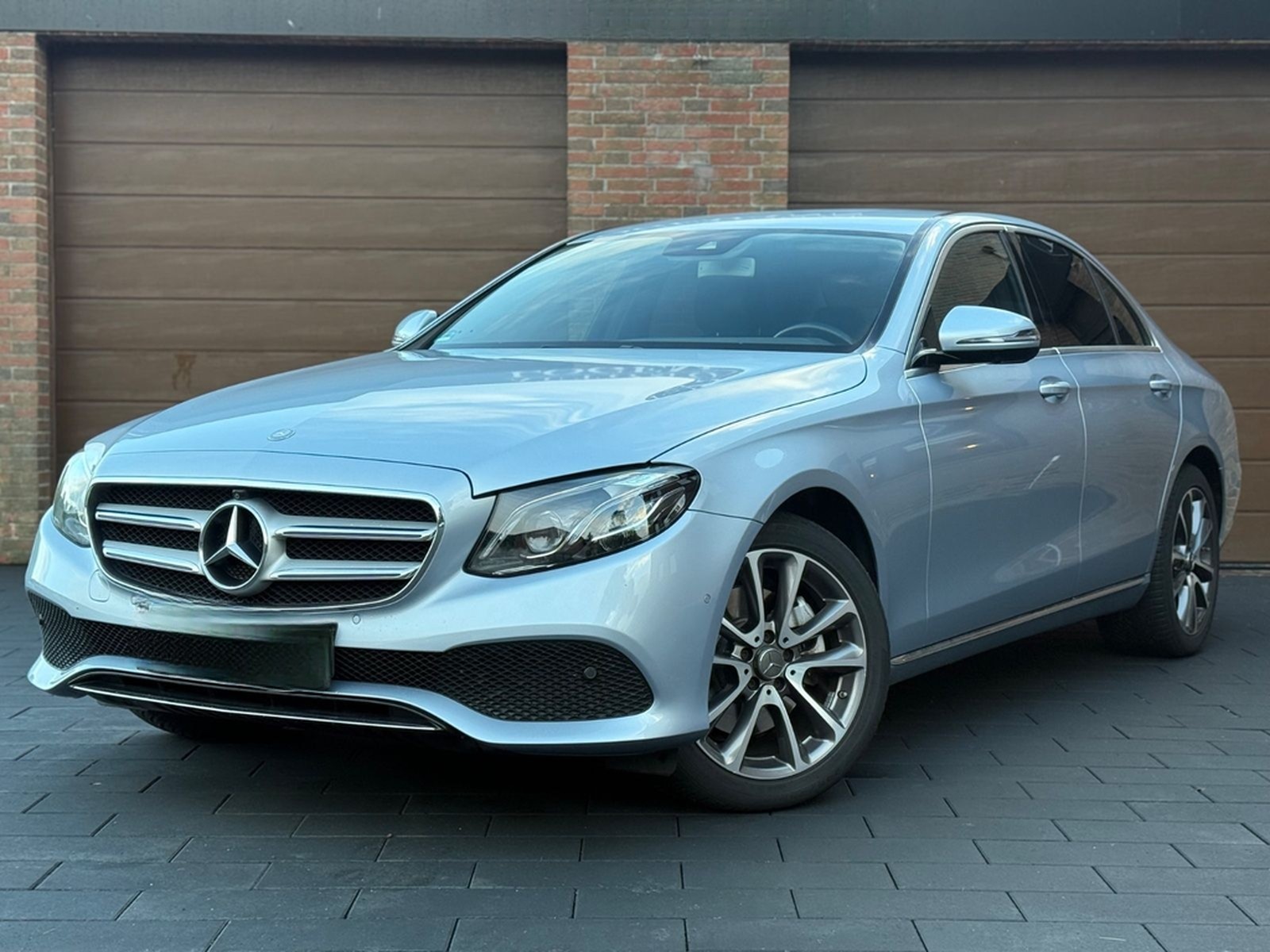 Mercedes-Benz E 200 Lim 9G-Tronic Avantgarde I 360 I Multibeam foto 2