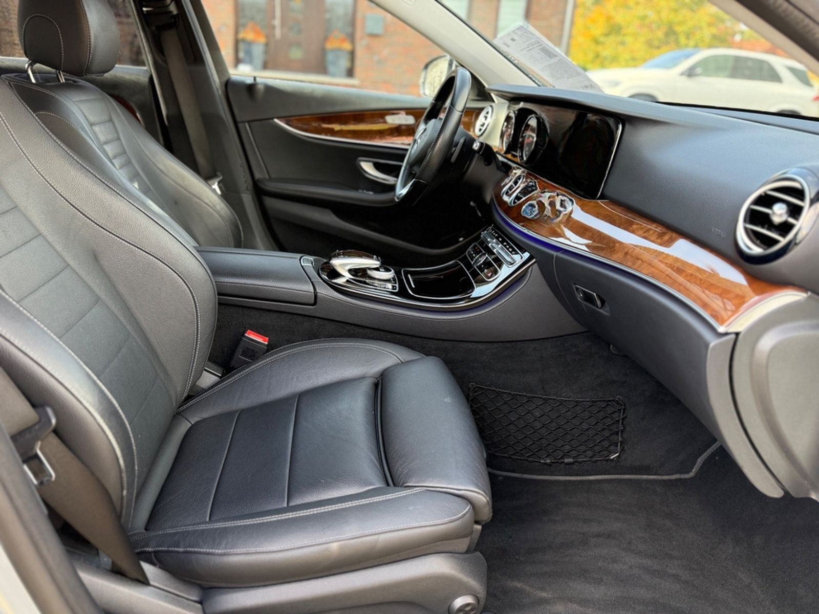Mercedes-Benz E 200 Lim 9G-Tronic Avantgarde I 360 I Multibeam foto 12