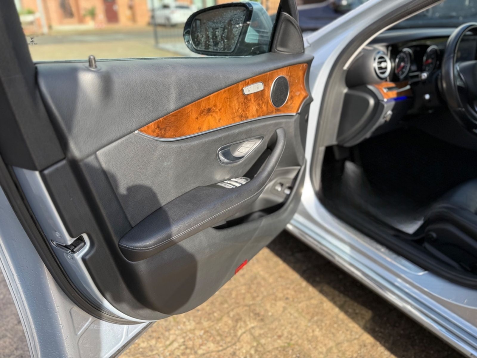 Mercedes-Benz E 200 Lim 9G-Tronic Avantgarde I 360 I Multibeam foto 10