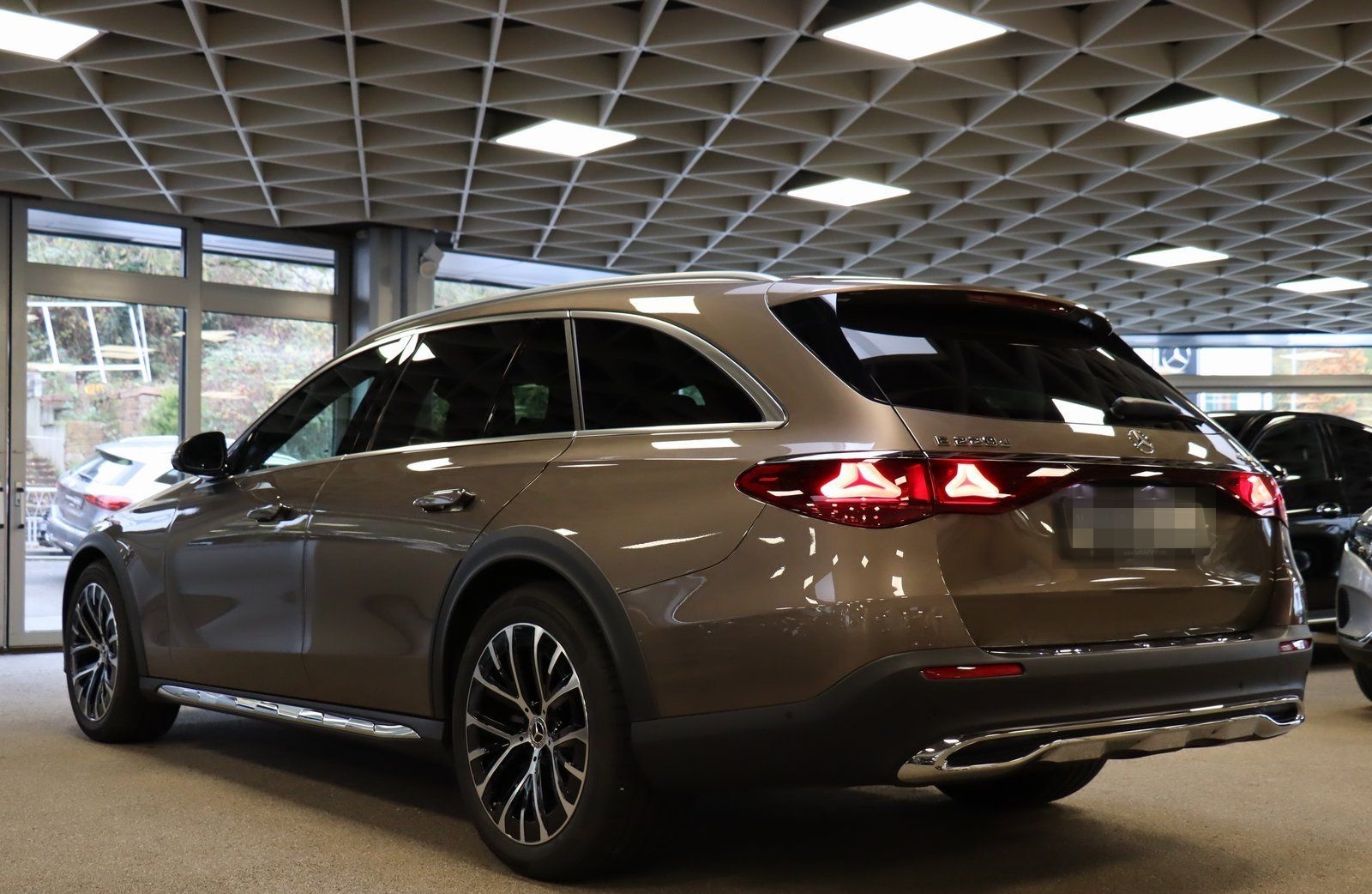 Mercedes-Benz E 220 T d 4M All Terrain AvantgardePlus/Pano/AHK foto 7