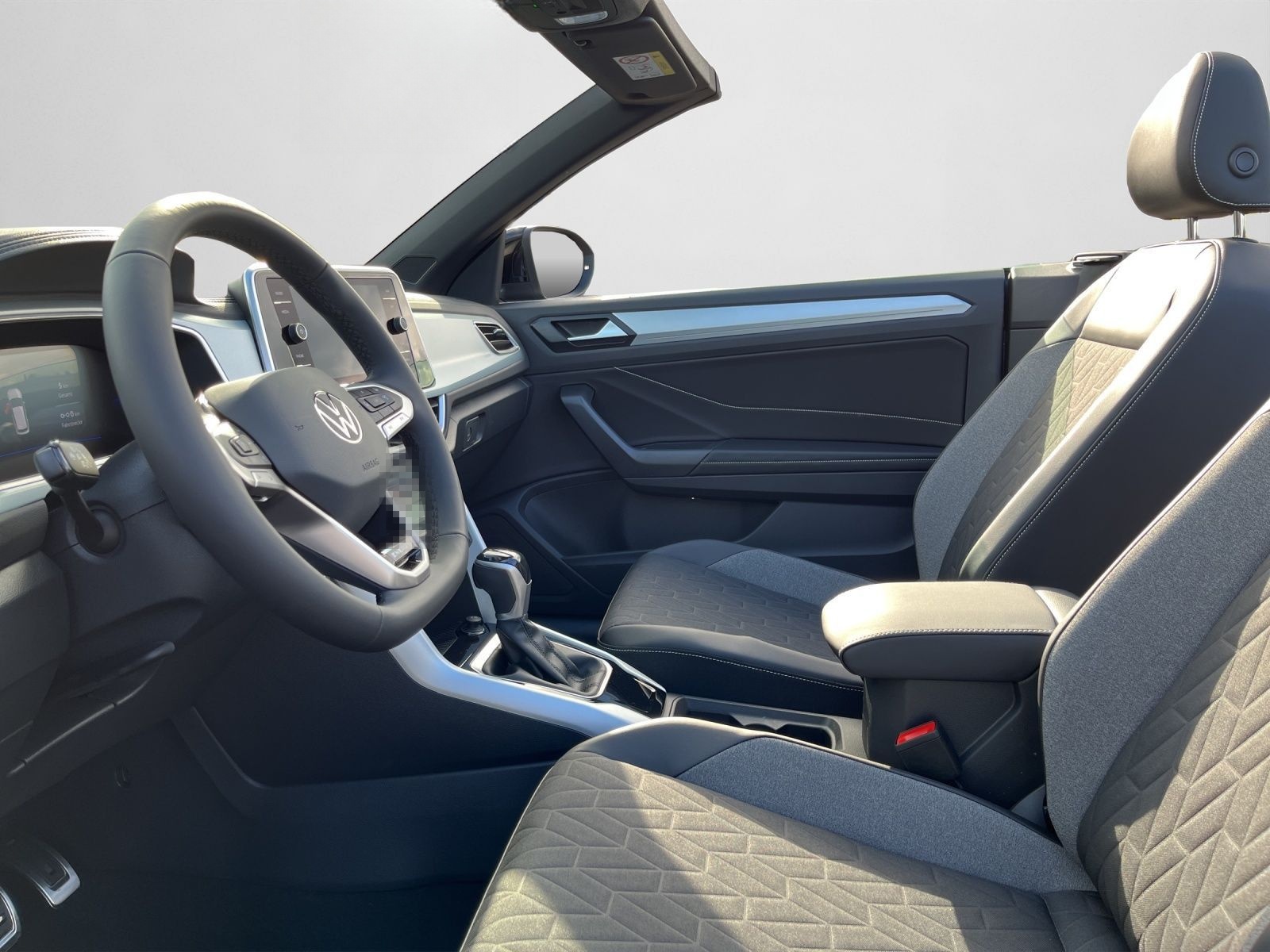 Volkswagen T-Roc Cabriolet ENERGY 1.5 l TSI OPF 110 kW (150 foto 12