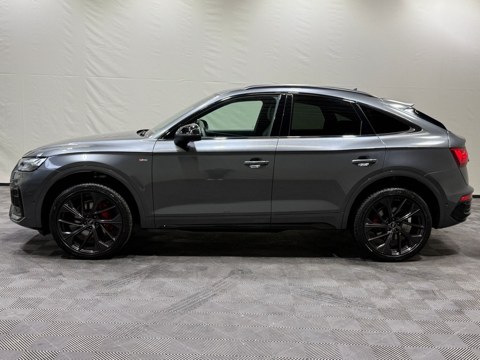 Audi Q5 Sportback 2x S-Line 40 TDI qu. | MATRIX NAVI foto 3