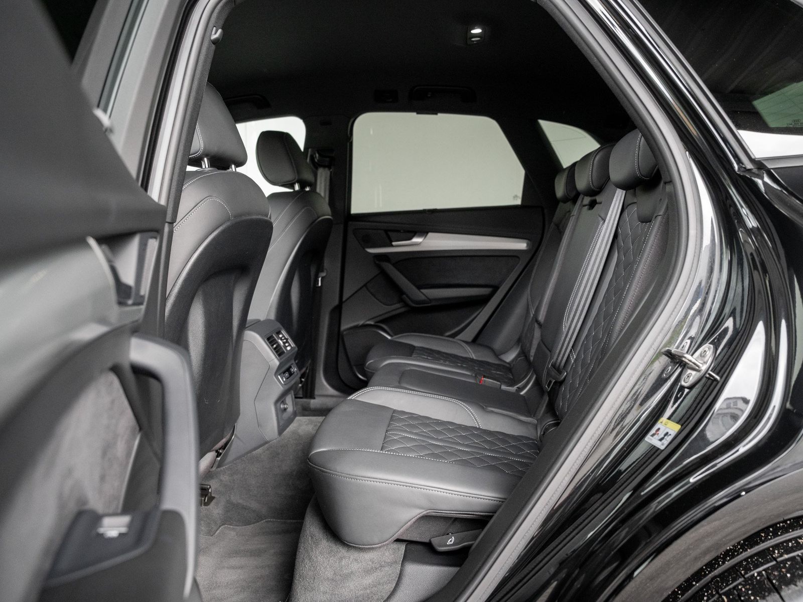 Audi Q5 40 2.0 TDI quattro S line S-line AHK Kam. ACC foto 8