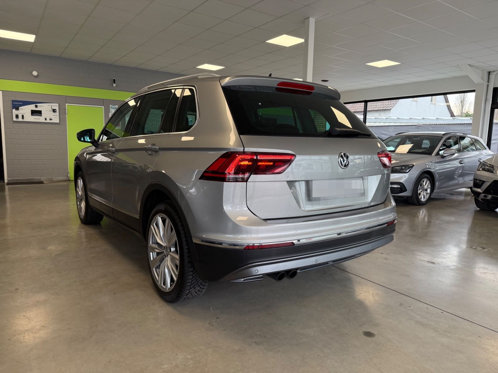Volkswagen Tiguan Highline 4M/Pano/Leder/AHK/Virtual/360° foto 5
