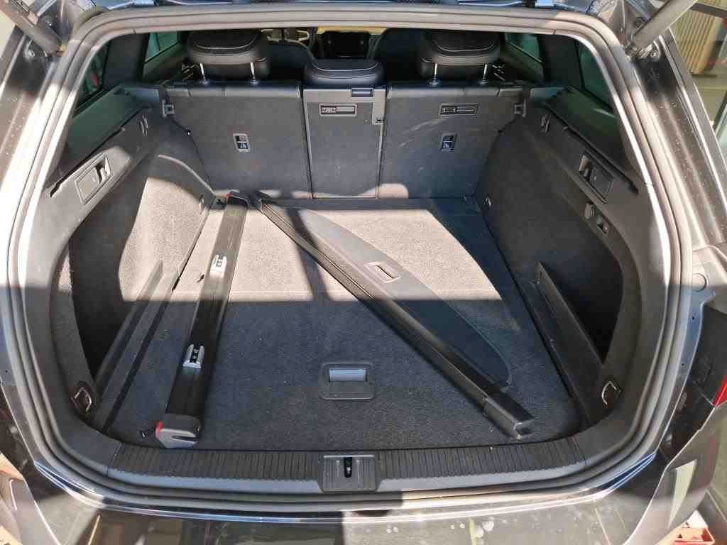 Volkswagen Passat Variant R-Line 2.0TDI DSG Matrix Navi foto 7