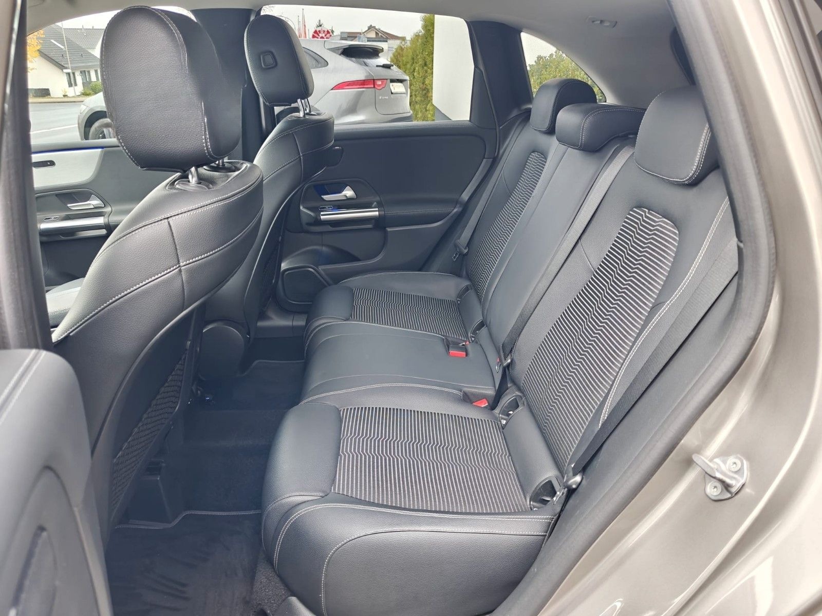 Mercedes-Benz B 180 B -Klasse B 180 d foto 18