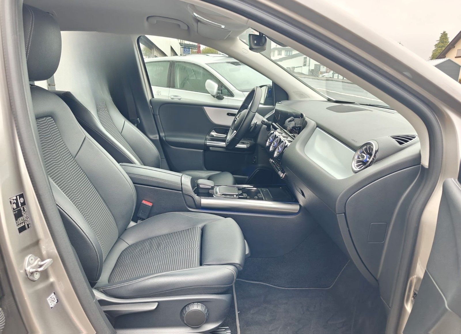 Mercedes-Benz B 180 B -Klasse B 180 d foto 20