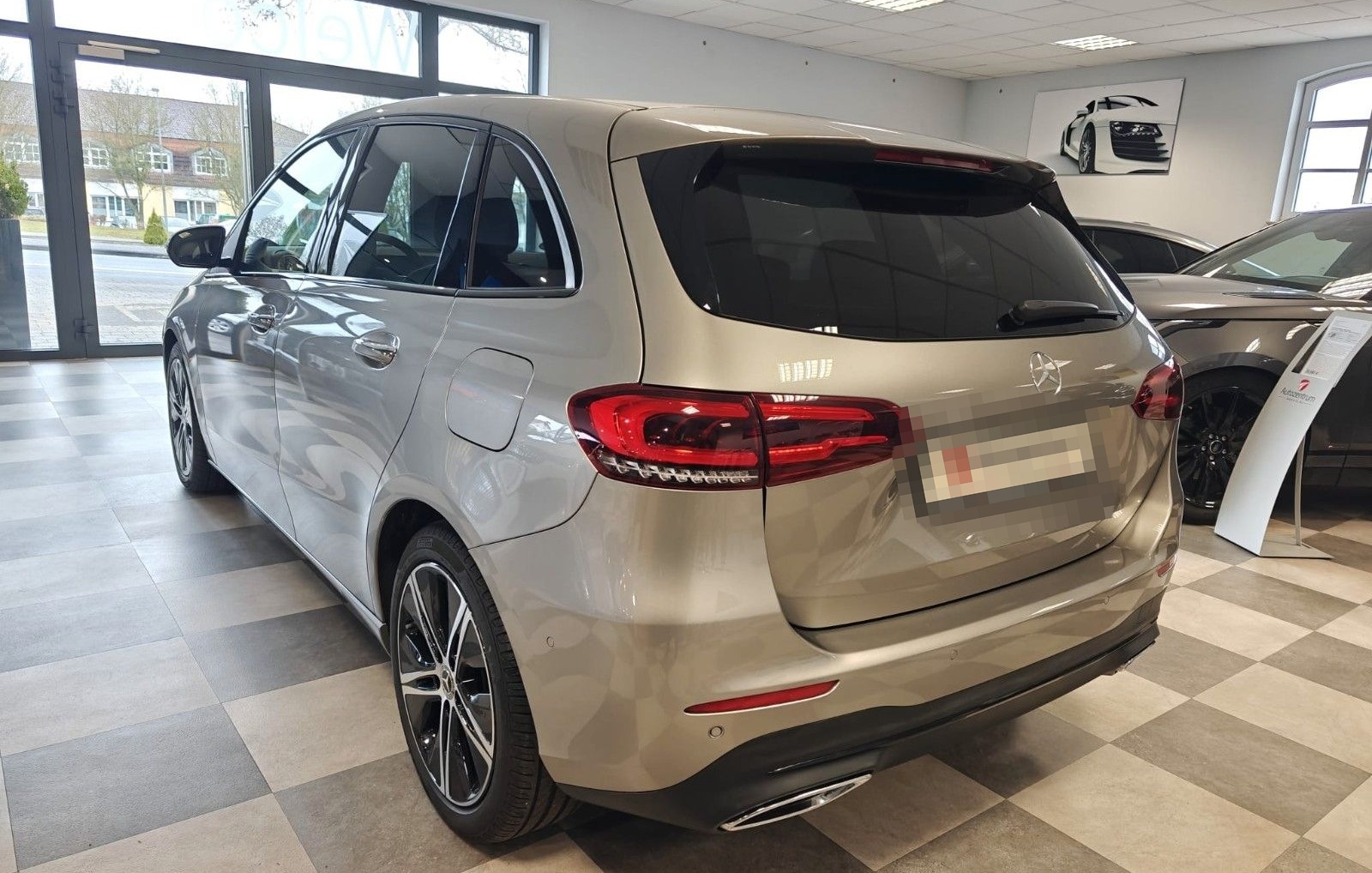 Mercedes-Benz B 180 B -Klasse B 180 d foto 4