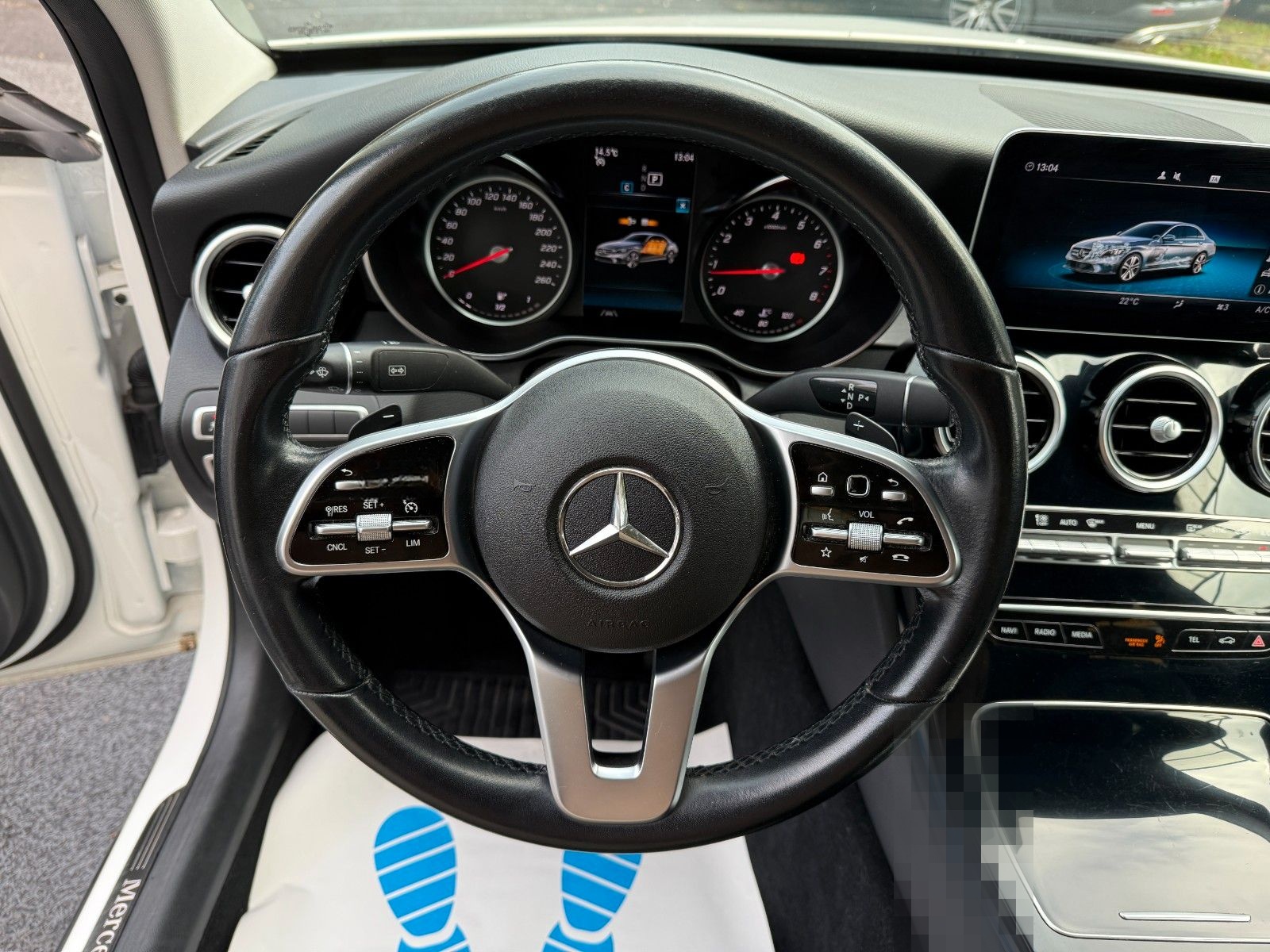 Mercedes-Benz C 180 Avantgarde NAVI/KAMERA/LED/TOTWINKEL/AMBIE foto 12