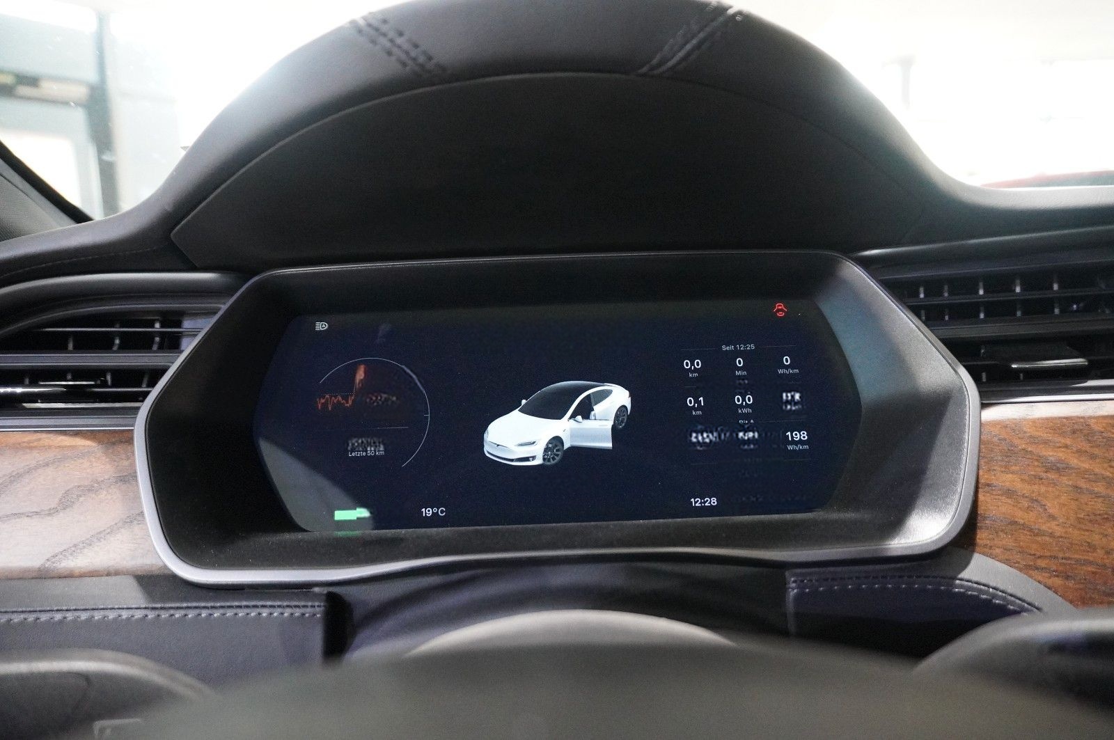 Tesla Model S DUAL-MOTOR NAVI/KAMERA/SH/PANO/3.0/PILOT foto 19