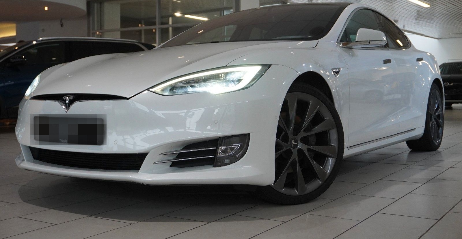 Tesla Model S DUAL-MOTOR NAVI/KAMERA/SH/PANO/3.0/PILOT foto 3