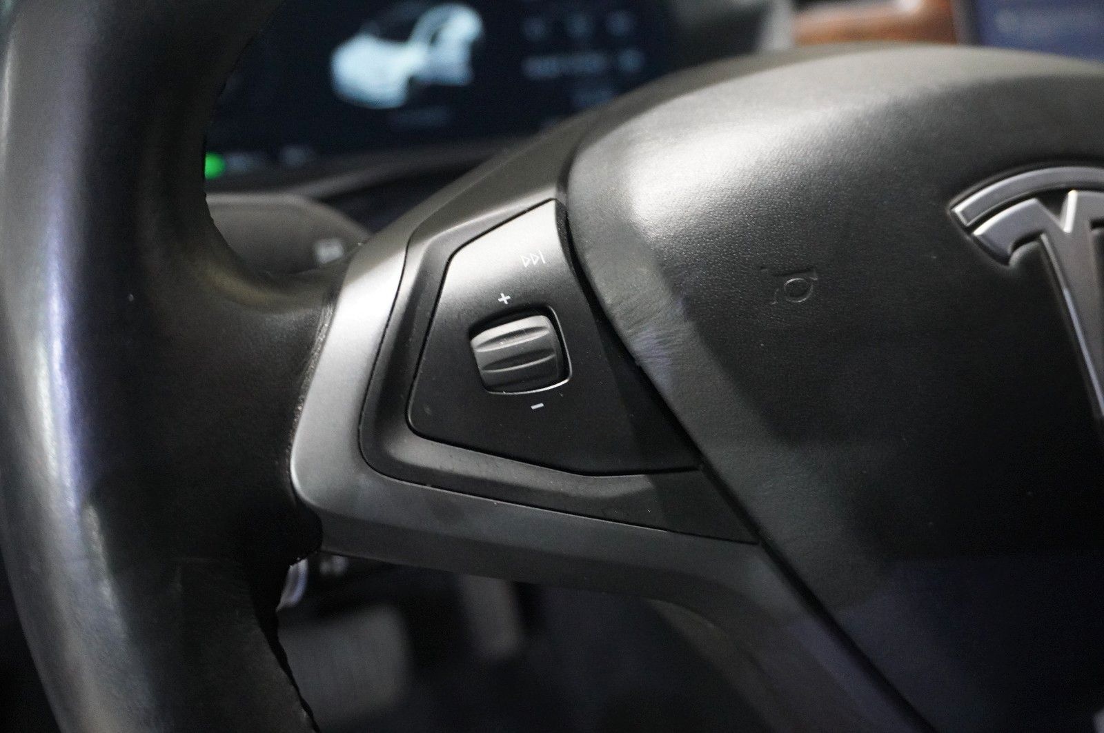 Tesla Model S DUAL-MOTOR NAVI/KAMERA/SH/PANO/3.0/PILOT foto 21