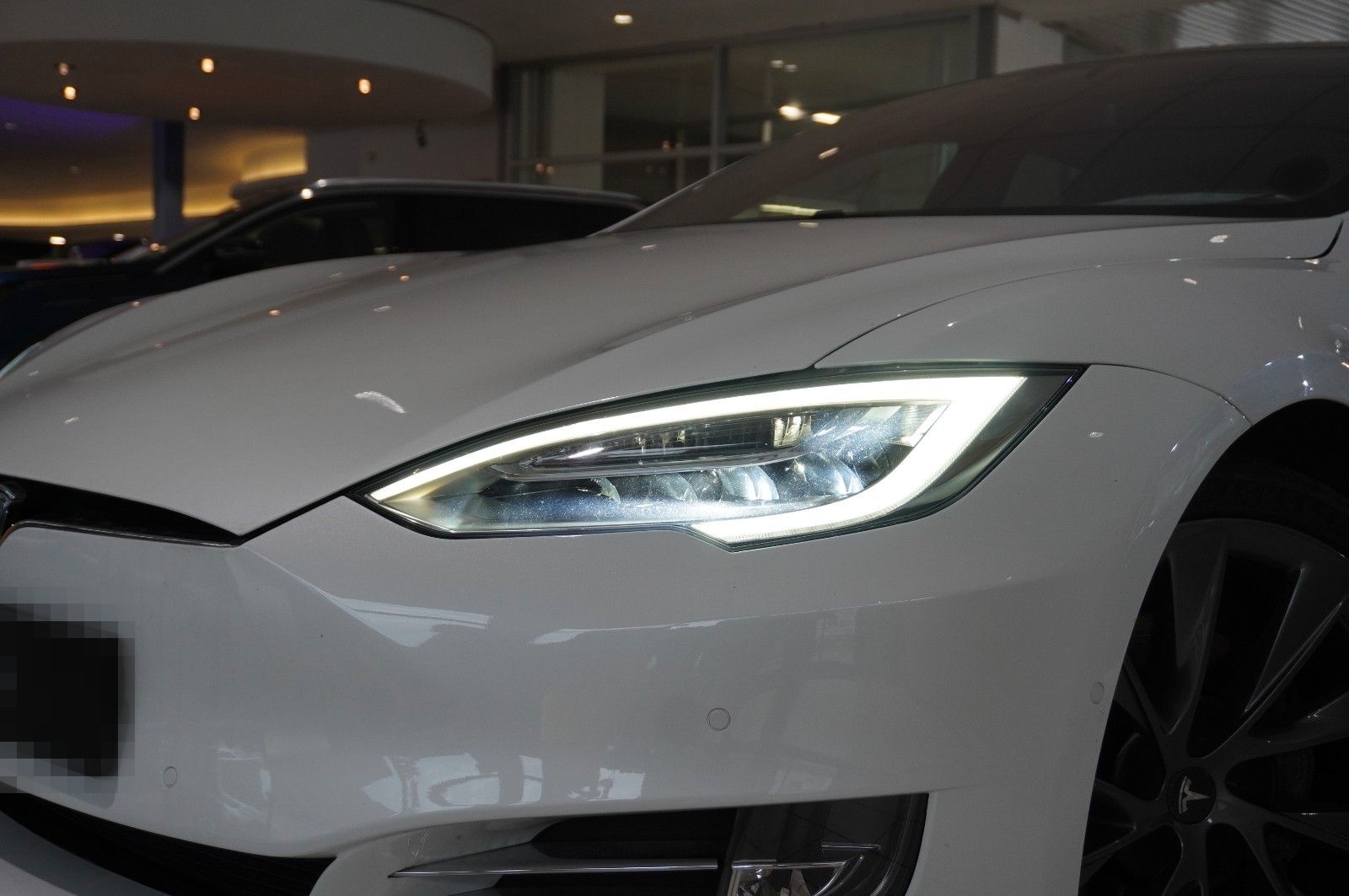 Tesla Model S DUAL-MOTOR NAVI/KAMERA/SH/PANO/3.0/PILOT foto 4