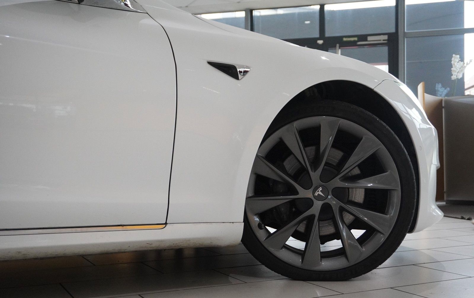 Tesla Model S DUAL-MOTOR NAVI/KAMERA/SH/PANO/3.0/PILOT foto 6