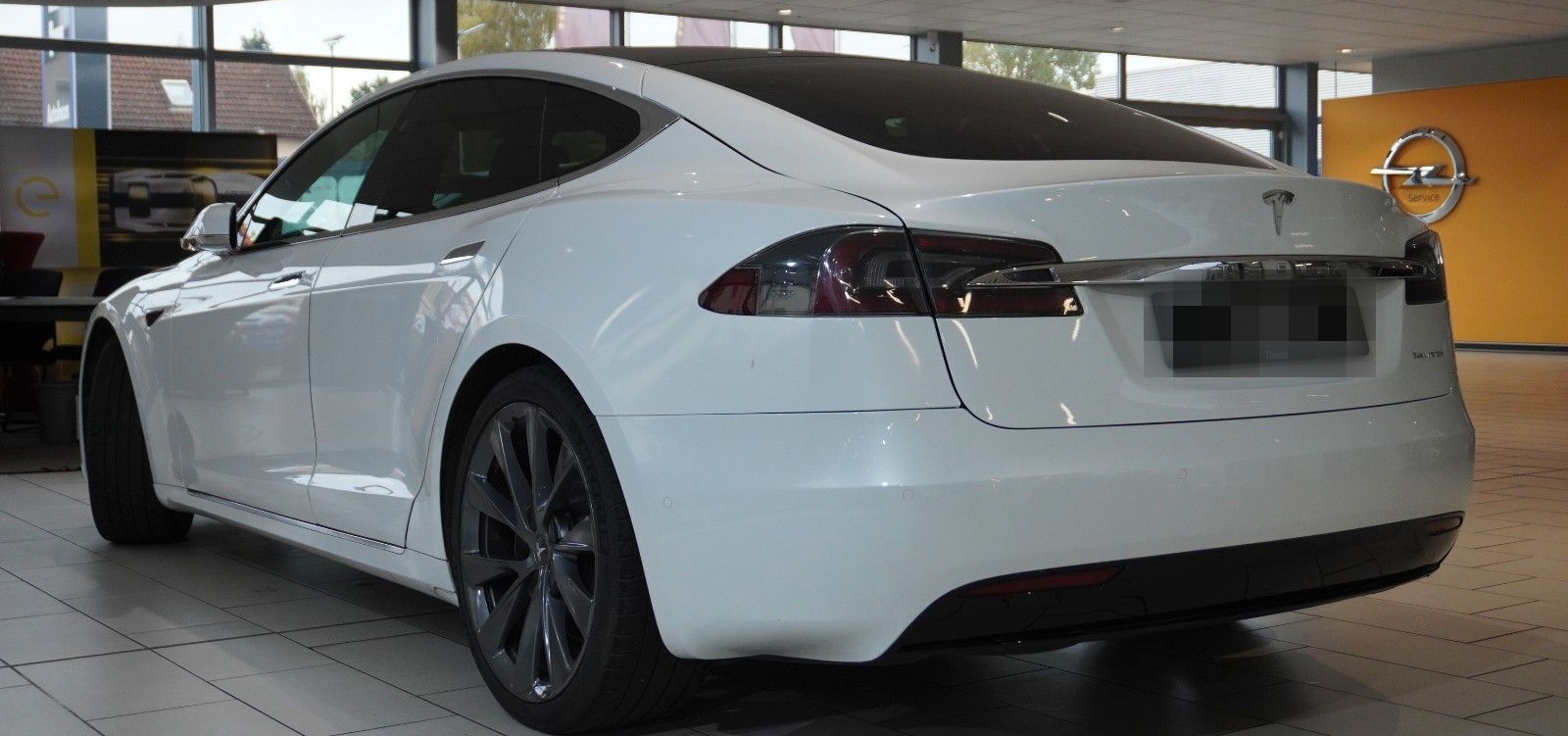 Tesla Model S DUAL-MOTOR NAVI/KAMERA/SH/PANO/3.0/PILOT foto 9