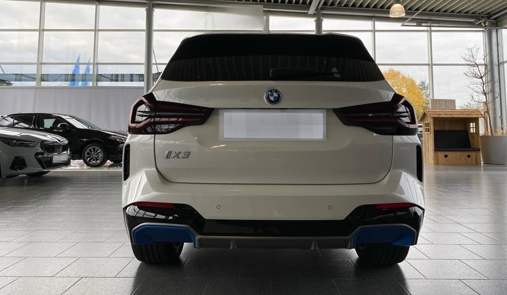 BMW iX3 Inspiring+AHK+adap.LED+DrivAssistProf+RFK foto 10
