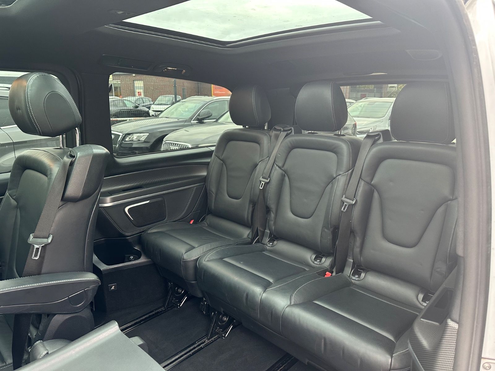 Mercedes-Benz V 250/Lang/Night/Edition/Avantgarde/AHK/Pano/AMG foto 11