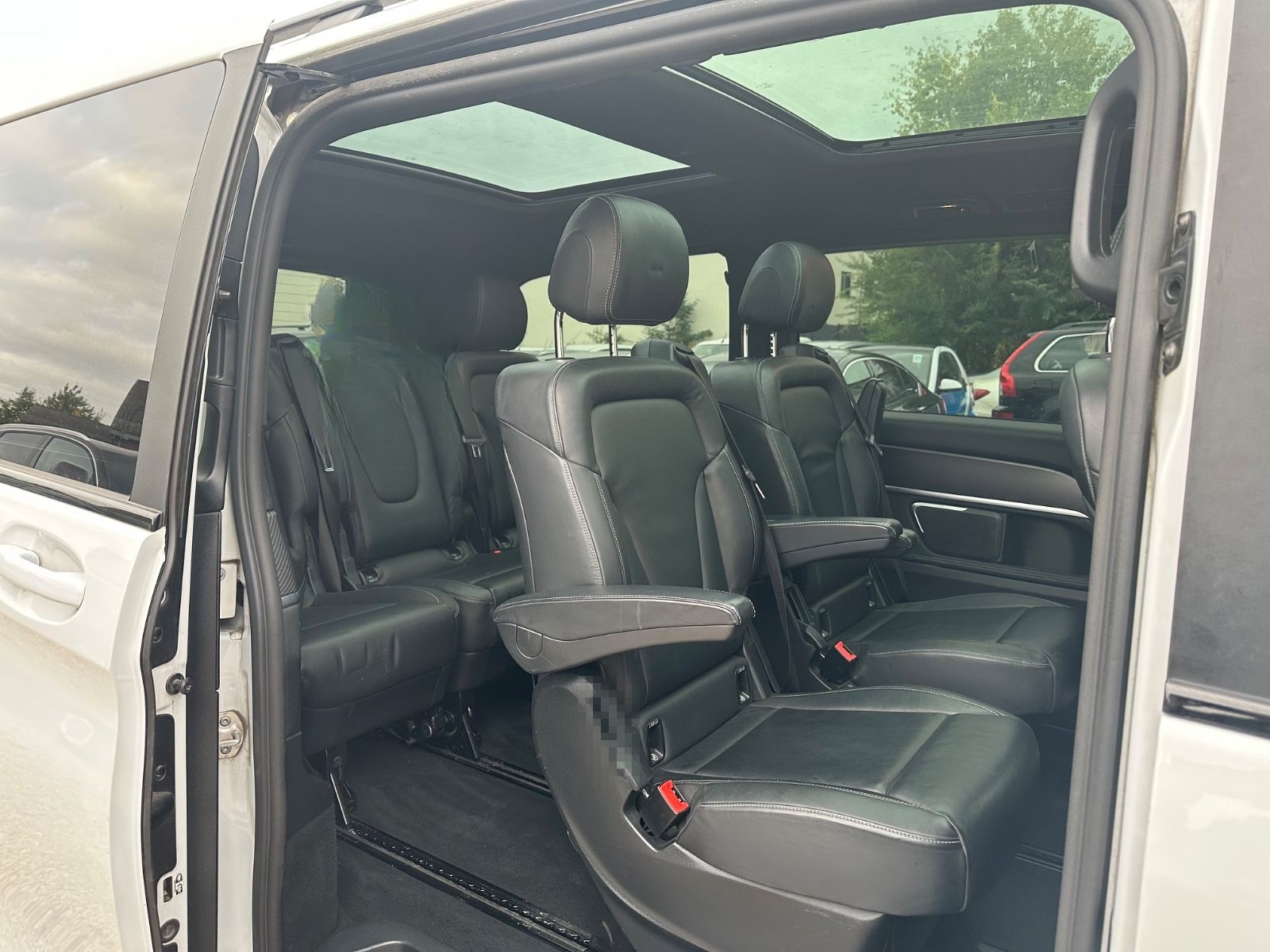 Mercedes-Benz V 250/Lang/Night/Edition/Avantgarde/AHK/Pano/AMG foto 16