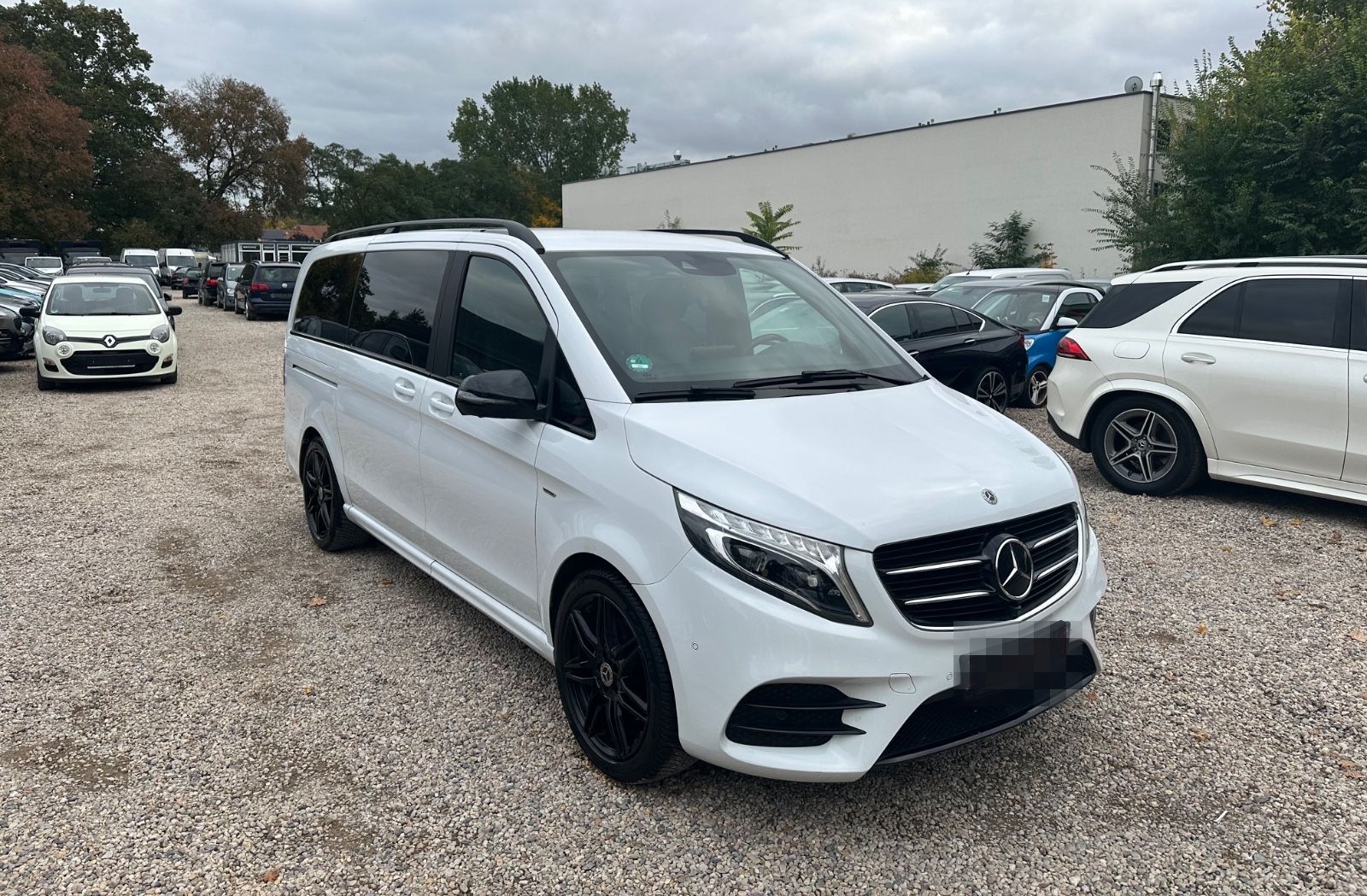 Mercedes-Benz V 250/Lang/Night/Edition/Avantgarde/AHK/Pano/AMG foto 3