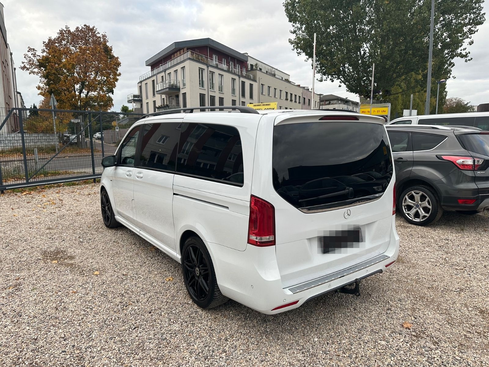 Mercedes-Benz V 250/Lang/Night/Edition/Avantgarde/AHK/Pano/AMG foto 6