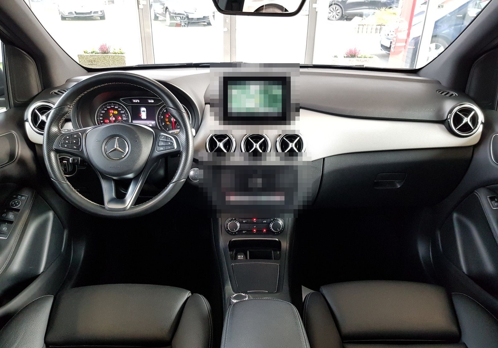 Mercedes-Benz B 180 URBAN LED NAVI AUT SHZ PTS KAMERA LEDER foto 11