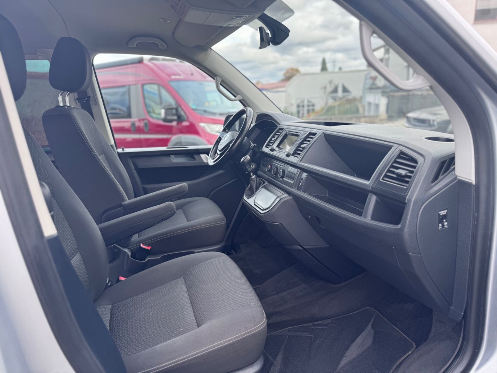 Volkswagen T6 Multivan/150PS/Tempomat/PDC/MFL/18Zoll foto 12