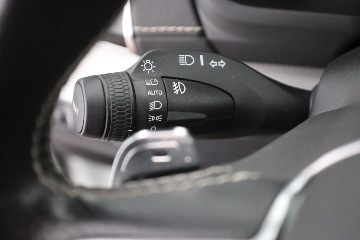 Volvo XC90 D5 R Design AWD LED 7-Sitzer ACC Kamera DAB foto 18