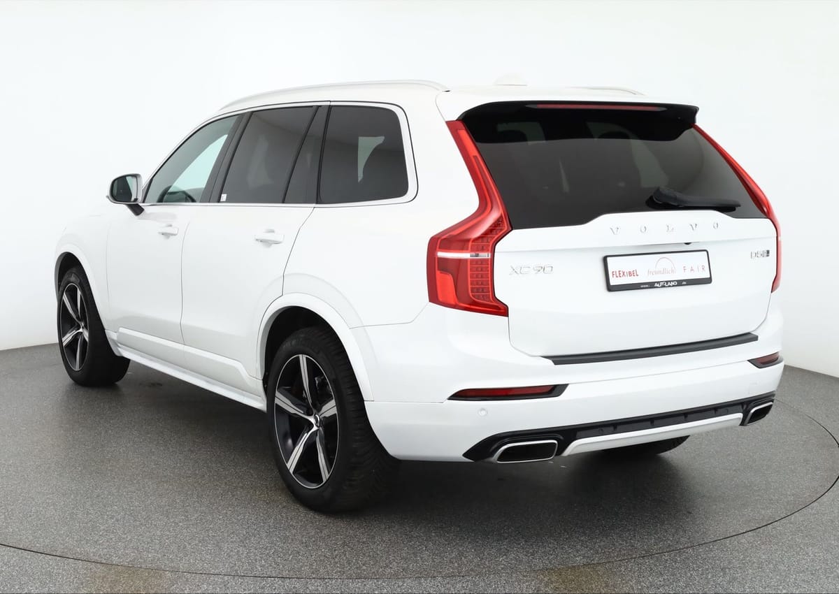 Volvo XC90 D5 R Design AWD LED 7-Sitzer ACC Kamera DAB foto 3